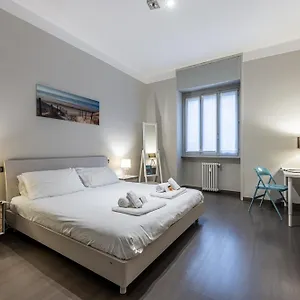 Apartamento Sant' Ambrogio Flat Milão