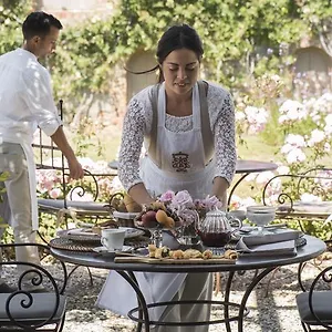 https://relais-santelena-bibbona.it-tuscanyhotel.com