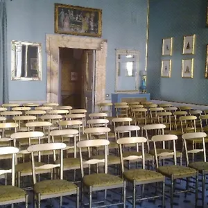 Palazzo Ferrajoli Hotel