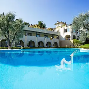 https://hotel-porta-del-sole.it-lombardy.com